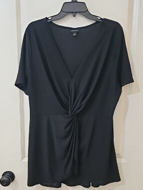 Torrid Black Twist-Front Short Sleeve Blouse